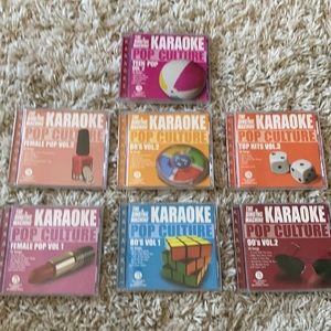 The singing machine lot of 7 karaoke CD’s
